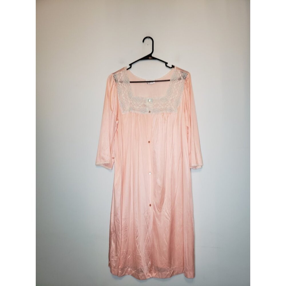 VTG Vanity Fair Womens L Robe Pink Lacy Button Up Feminine Elegant Knee Length